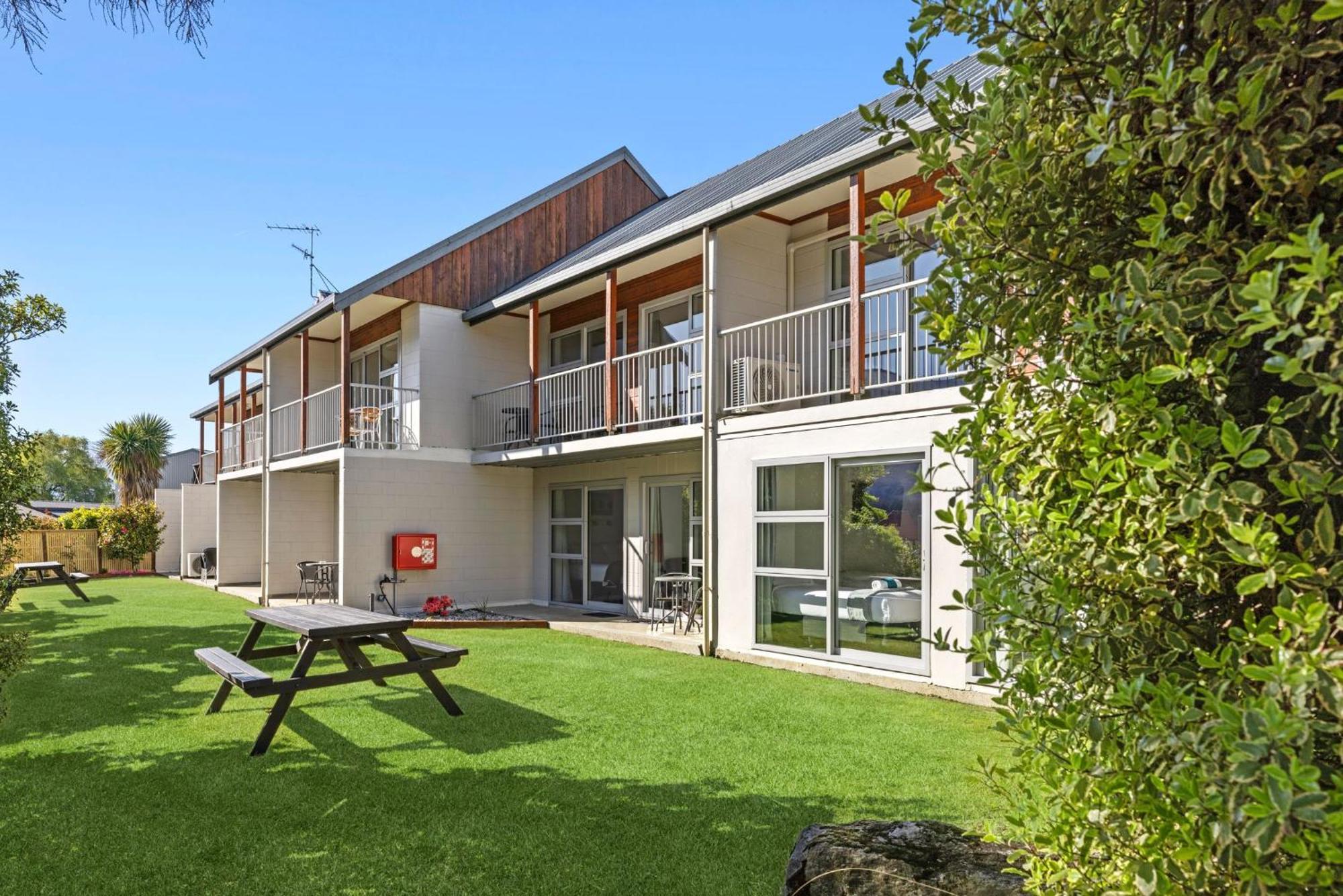Asure Brookvale Motel Wanaka Kültér fotó