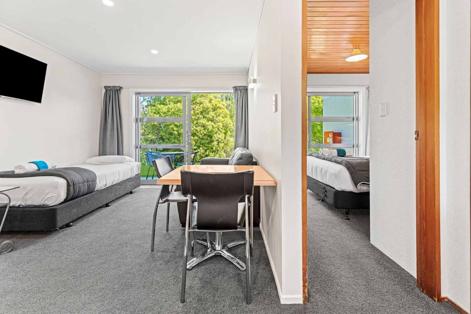 Asure Brookvale Motel Wanaka Kültér fotó