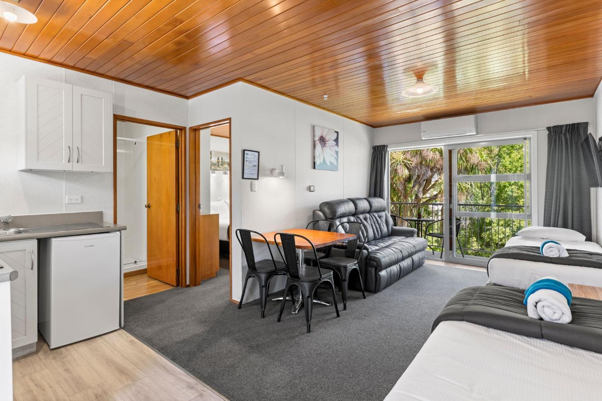 Asure Brookvale Motel Wanaka Kültér fotó