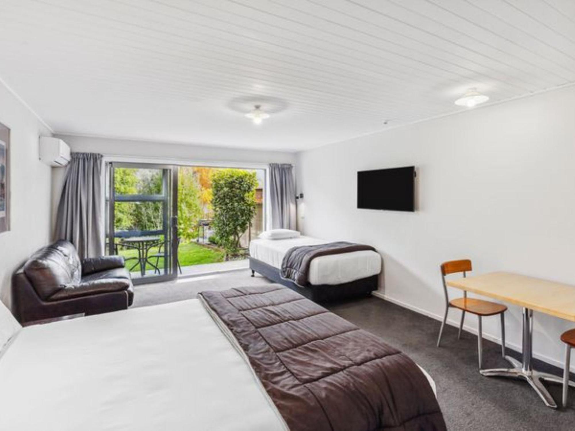 Asure Brookvale Motel Wanaka Kültér fotó